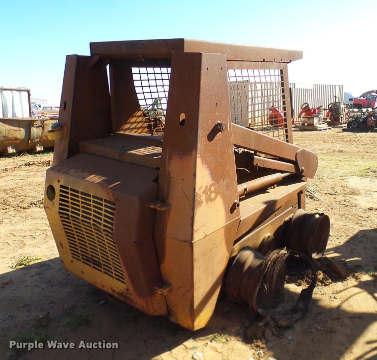 image for item DZ9757 Case 1840 skid steer