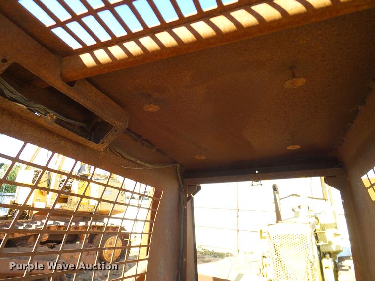 image for item DZ9757 Case 1840 skid steer