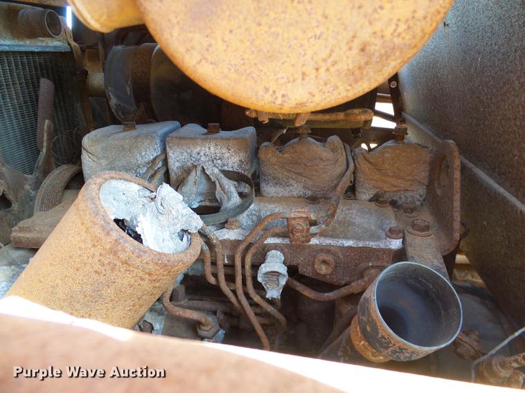 image for item DZ9757 Case 1840 skid steer