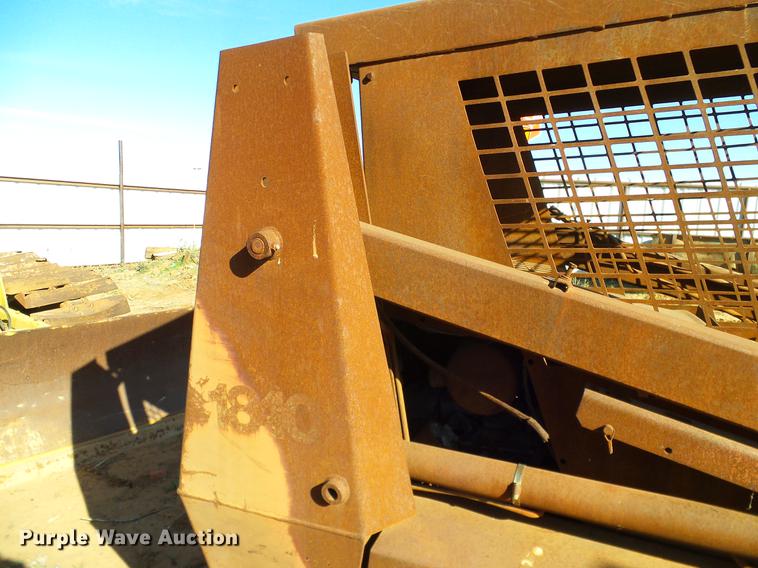 image for item DZ9757 Case 1840 skid steer