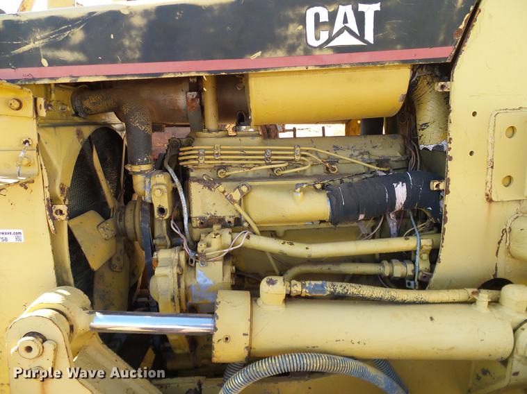 image for item DZ9758 Caterpillar D3 dozer