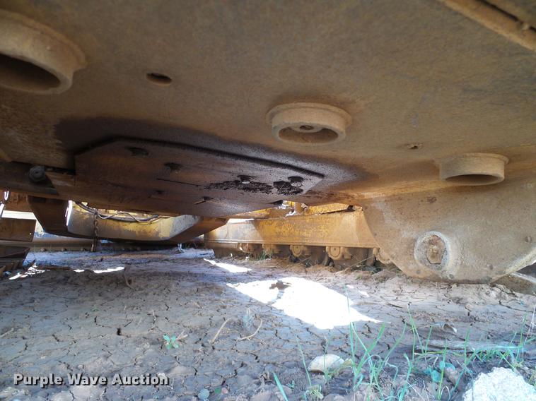 image for item DZ9758 Caterpillar D3 dozer