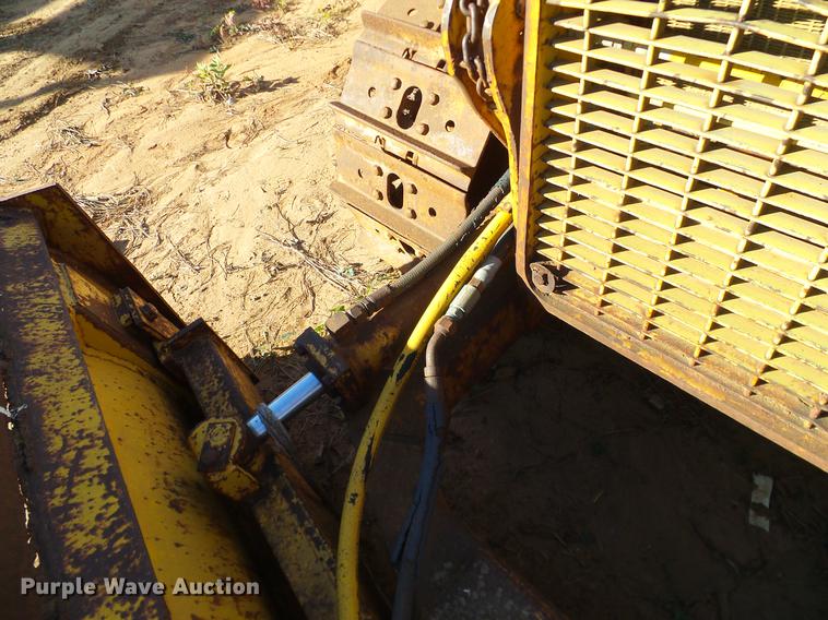 image for item DZ9762 Massey Ferguson 200 dozer