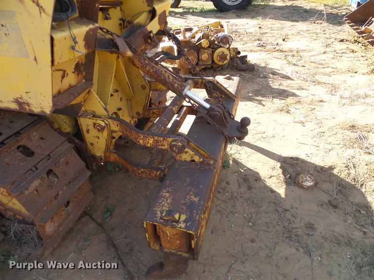 image for item DZ9762 Massey Ferguson 200 dozer