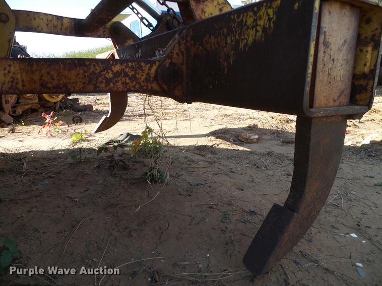 image for item DZ9762 Massey Ferguson 200 dozer