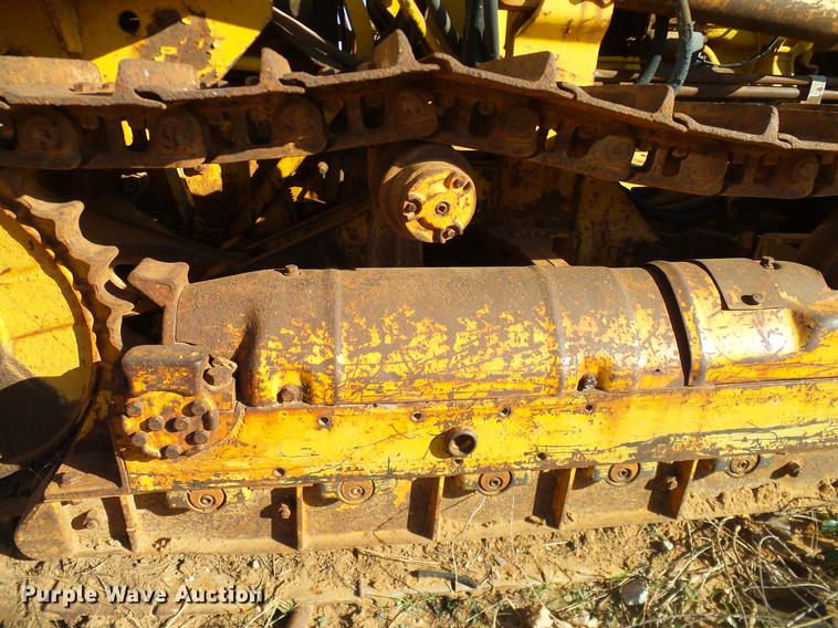 image for item DZ9762 Massey Ferguson 200 dozer