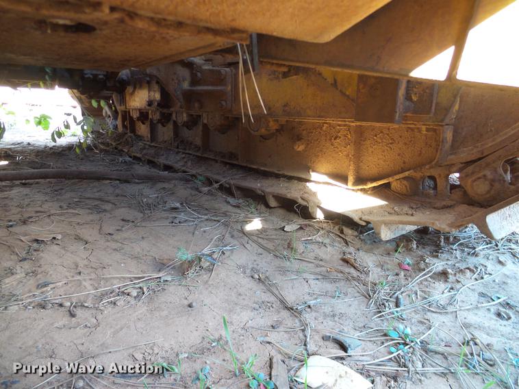 image for item DZ9762 Massey Ferguson 200 dozer