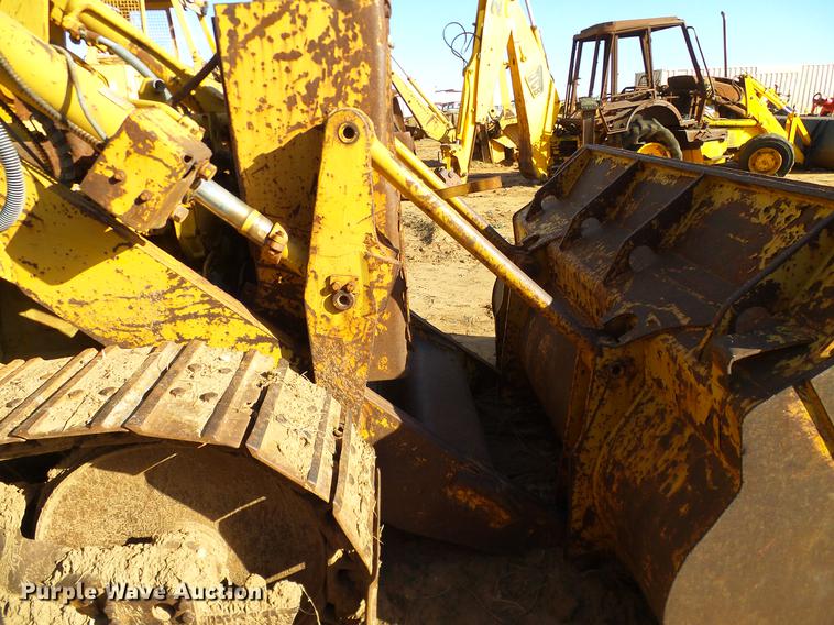 image for item DZ9763 Caterpillar 941B track loader