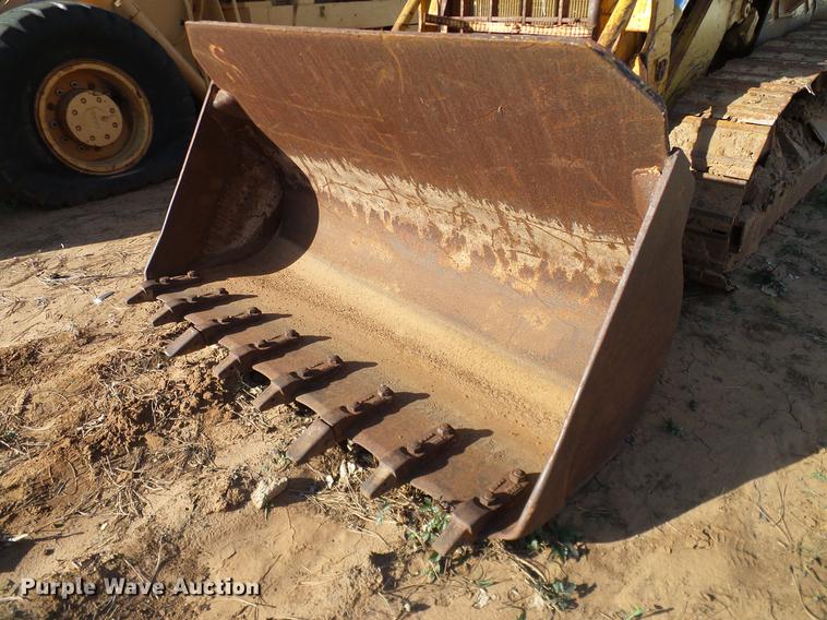 image for item DZ9763 Caterpillar 941B track loader