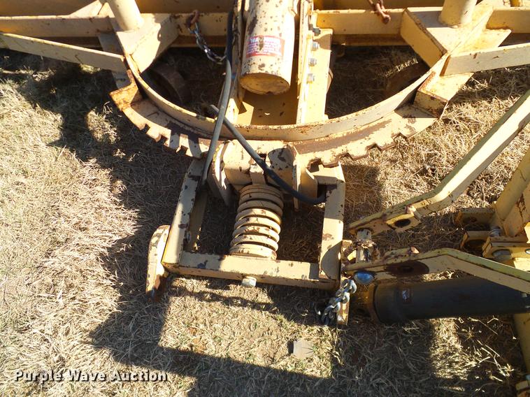 image for item EE9529 Good Roads 120 11X30 six-way snow plow