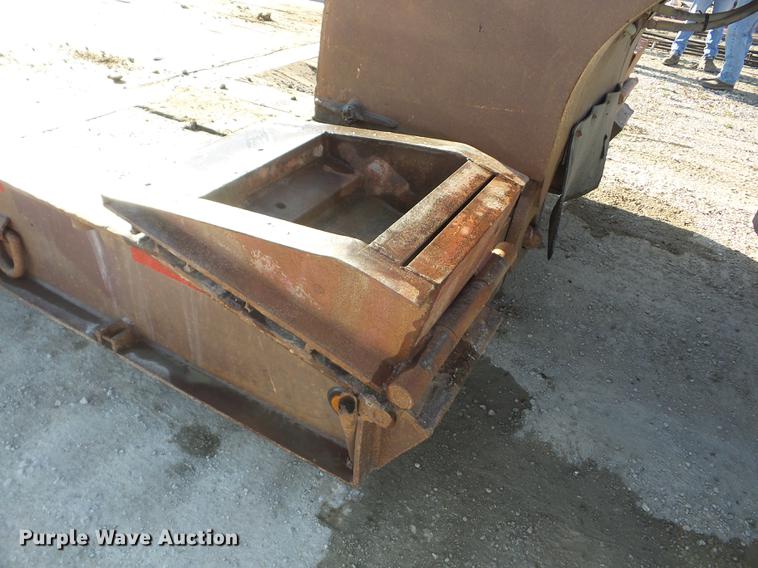 image for item EI9775 1986 Trail King TK1550 low boy equipment trailer
