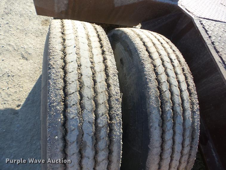 image for item EI9775 1986 Trail King TK1550 low boy equipment trailer