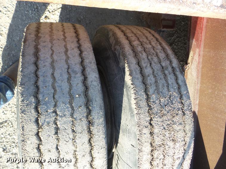 image for item EI9775 1986 Trail King TK1550 low boy equipment trailer