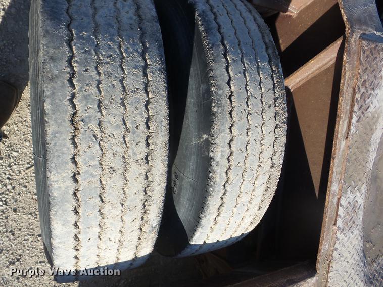 image for item EI9775 1986 Trail King TK1550 low boy equipment trailer