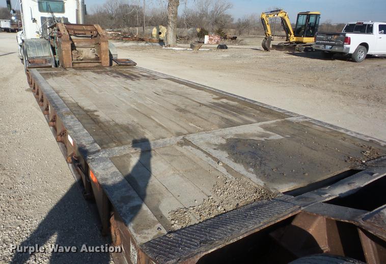 image for item EI9775 1986 Trail King TK1550 low boy equipment trailer