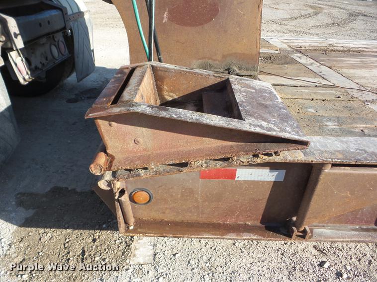 image for item EI9775 1986 Trail King TK1550 low boy equipment trailer