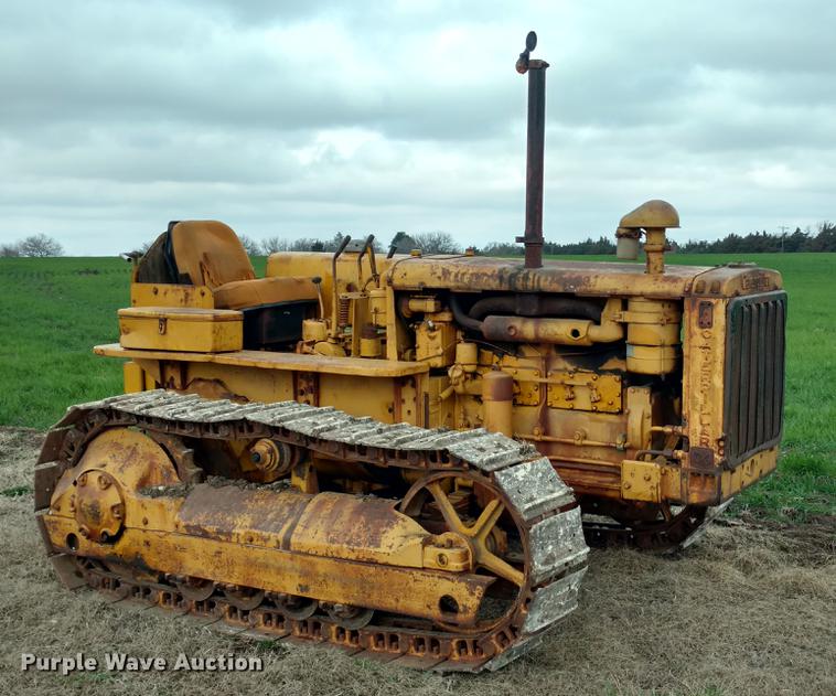 image for item EJ9504 Caterpillar D4 dozer