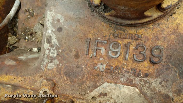 image for item EJ9504 Caterpillar D4 dozer