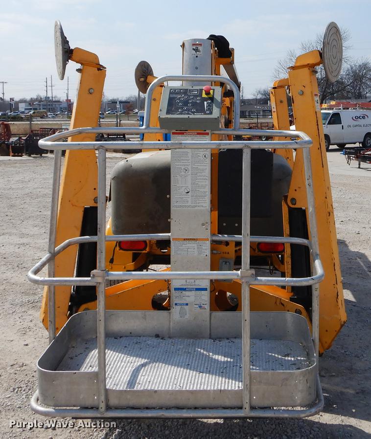 image for item EJ9809 2010 Bil-Jax 5533A boom lift