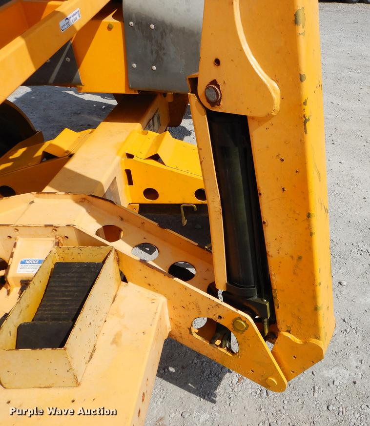 image for item EJ9809 2010 Bil-Jax 5533A boom lift