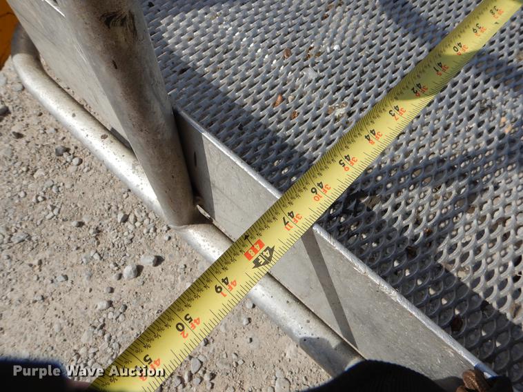 image for item EJ9809 2010 Bil-Jax 5533A boom lift