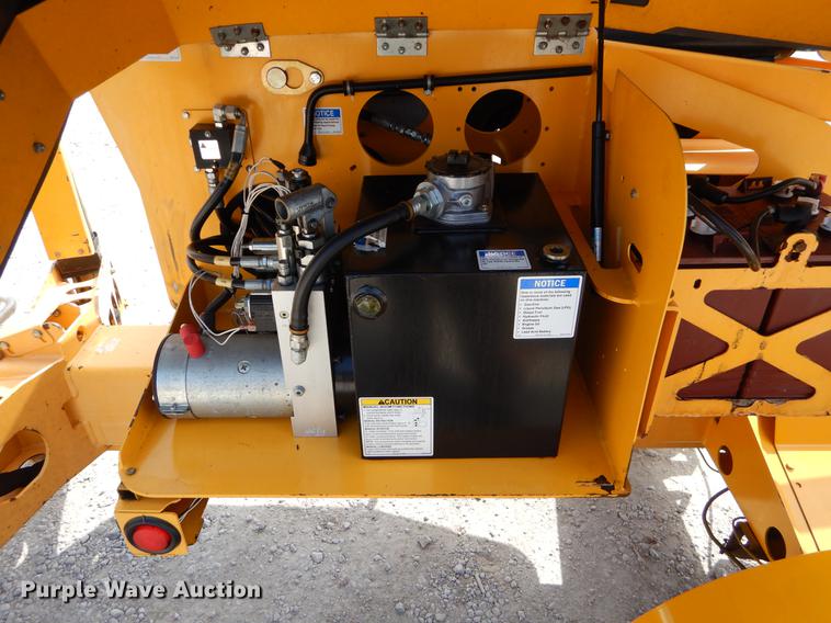 image for item EJ9809 2010 Bil-Jax 5533A boom lift