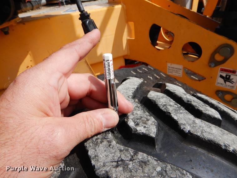 image for item EJ9810 2010 Bil-Jax 45XA boom lift