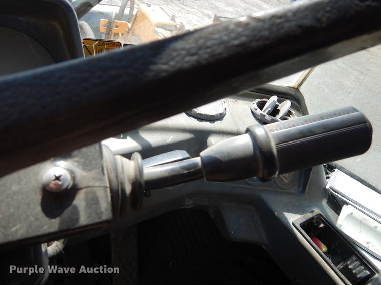 image for item EJ9811 1998 Volvo L150C wheel loader