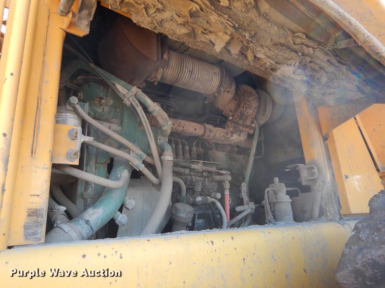 image for item EJ9811 1998 Volvo L150C wheel loader