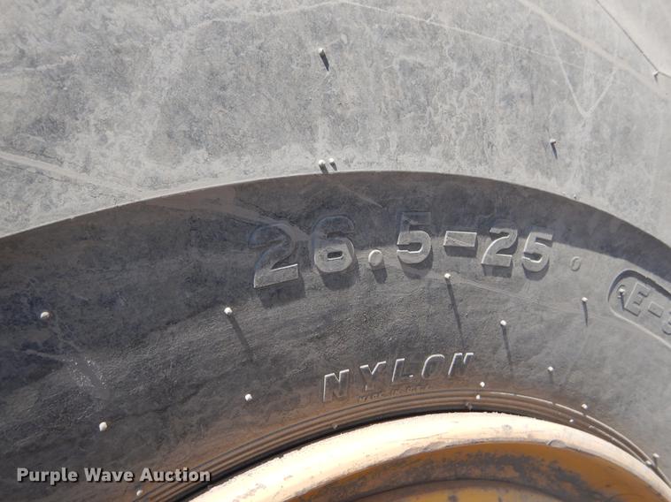 image for item EJ9811 1998 Volvo L150C wheel loader