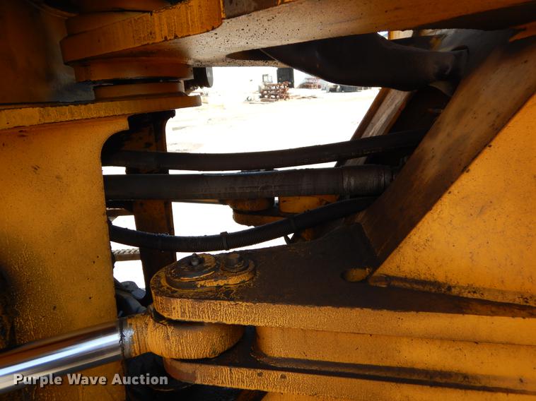 image for item EJ9811 1998 Volvo L150C wheel loader