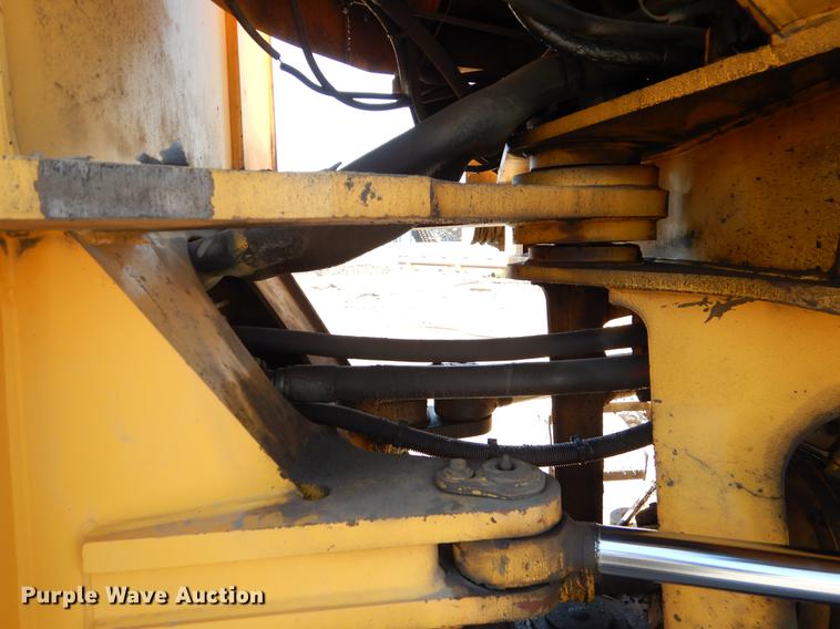 image for item EJ9811 1998 Volvo L150C wheel loader