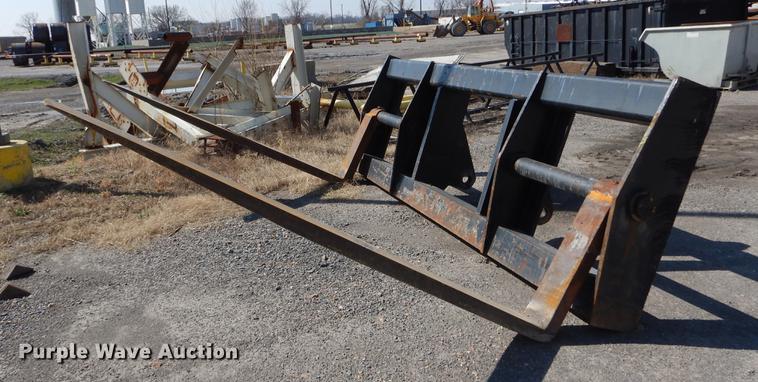 image for item EJ9811 1998 Volvo L150C wheel loader