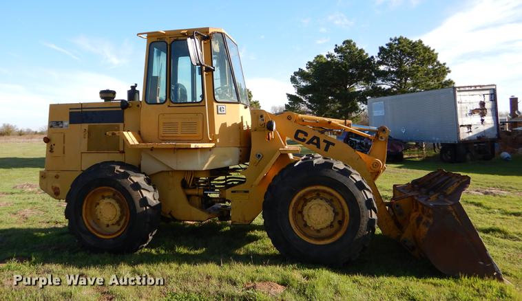 image for item EJ9837 1988 Caterpillar 916 wheel loader