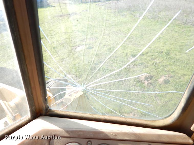 image for item EJ9837 1988 Caterpillar 916 wheel loader