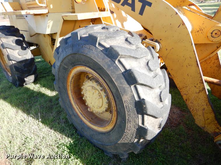 image for item EJ9837 1988 Caterpillar 916 wheel loader