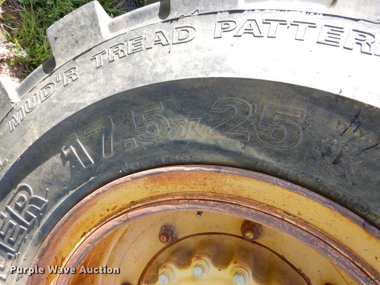 image for item EJ9837 1988 Caterpillar 916 wheel loader