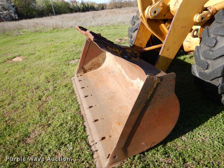 image for item EJ9837 1988 Caterpillar 916 wheel loader