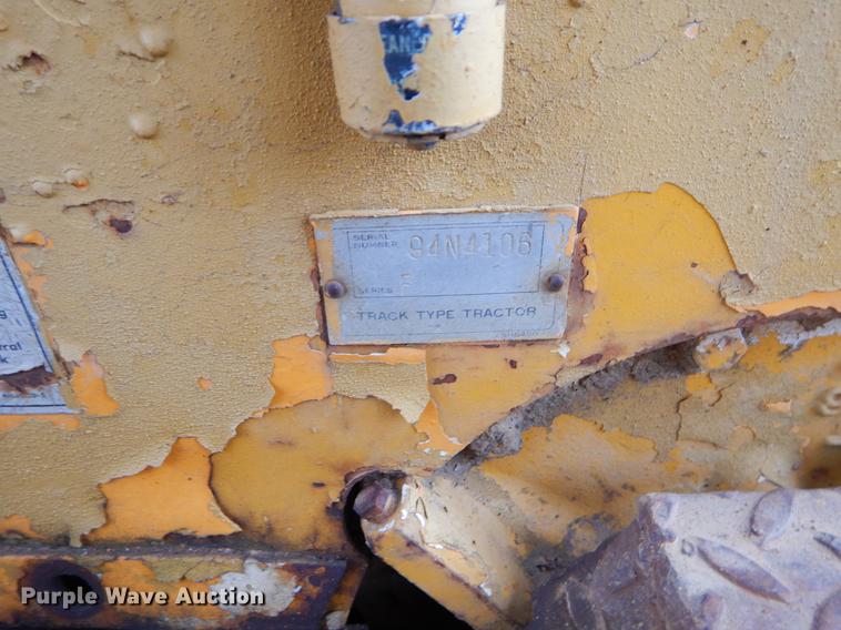 image for item EJ9842 1977 Caterpillar D7 dozer