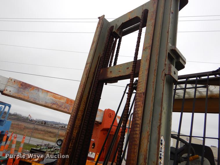 image for item EJ9875 1992 JCB 926 forklift