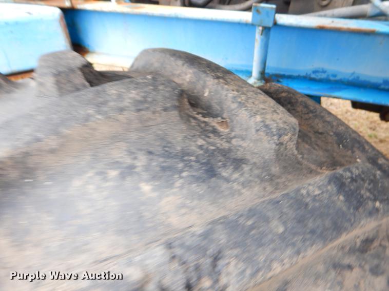 image for item EJ9877 Hustler LR523 telehandler