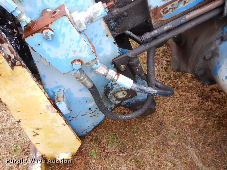 image for item EJ9877 Hustler LR523 telehandler