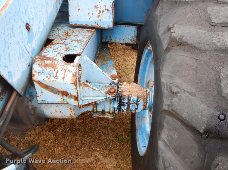 image for item EJ9877 Hustler LR523 telehandler