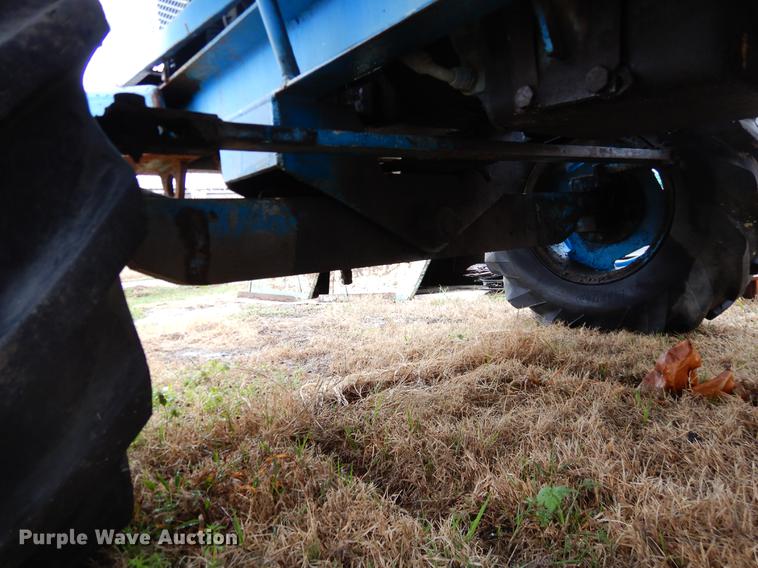 image for item EJ9877 Hustler LR523 telehandler