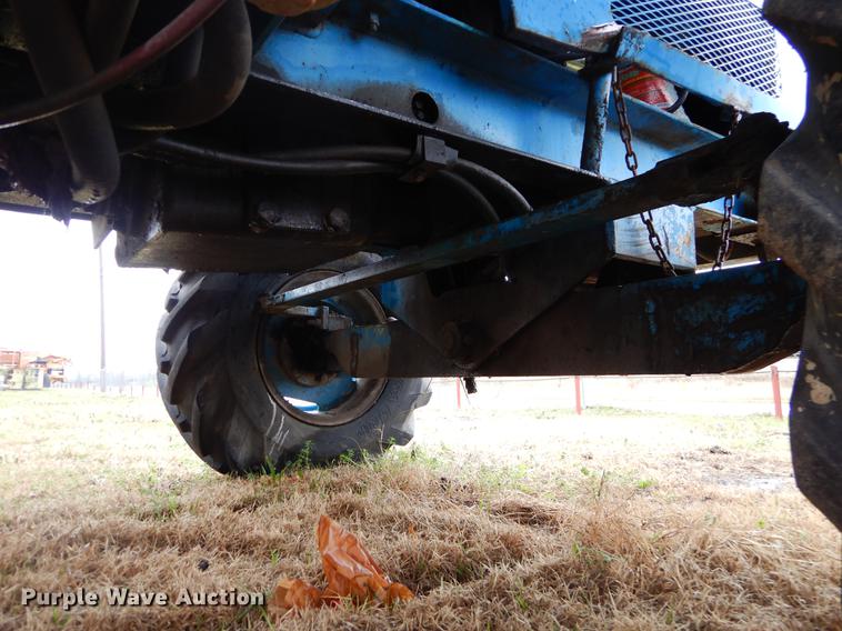 image for item EJ9877 Hustler LR523 telehandler