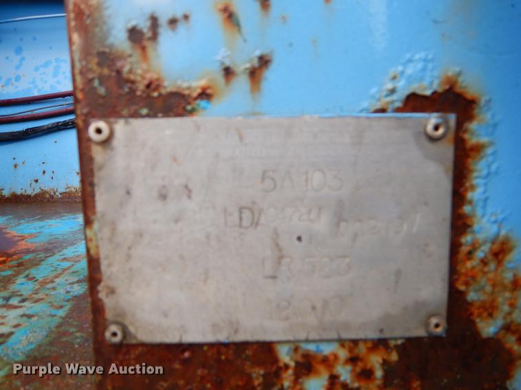 image for item EJ9877 Hustler LR523 telehandler