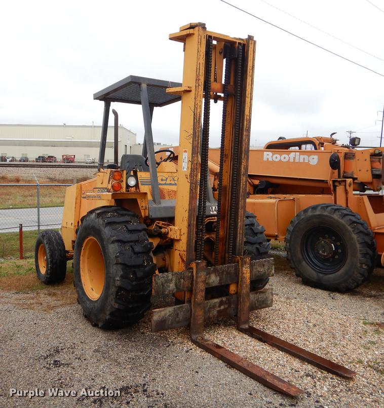 image for item EJ9878 1997 Case 586E forklift