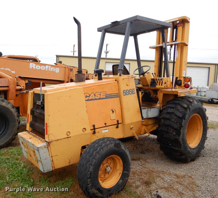 image for item EJ9878 1997 Case 586E forklift