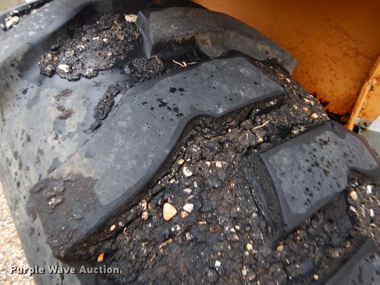 image for item EJ9878 1997 Case 586E forklift