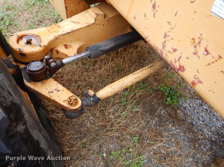 image for item EJ9878 1997 Case 586E forklift